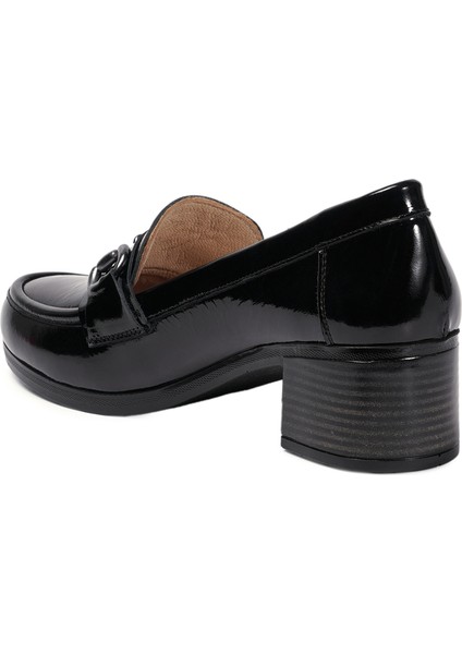 Siyah Kalın Topuklu Rugan Deri Kadın Ayakkabı modelleri