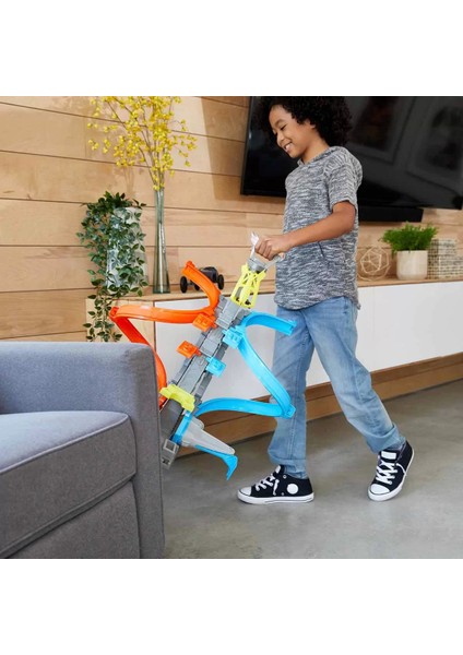 Hot Wheels Dikey Uçuş Heyecanı Pist Seti GRW39 Kız Erkek Çocuk Oyuncak Eğitici Oyuncaklar