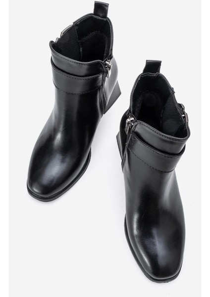 Sade Streçli Topuklu Bot Siyah Cilt indirimleri