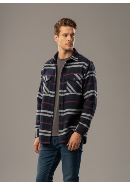 Erkek Oduncu Klasik Kesim Çift Cepli Yaka Düğmeli Kışlık Kareli Gömlek