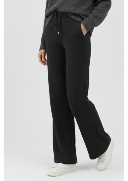 Pamuklu Kadın Mevsimlik Eşofman Altı Yüksek Bel Siyah Flare Fit Geniş Paça Ipli Cepli Esnek Yumuşak fırsatları