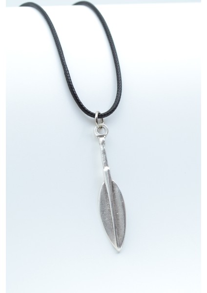 Mızrak Ucu Gümüş Kaplama Deri Ip Kolye