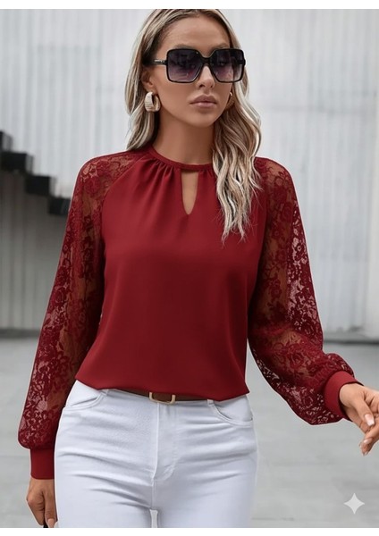 Kadın Uzun Dantel Kollu Yuvarlak Yakalı Sandy Bluz
