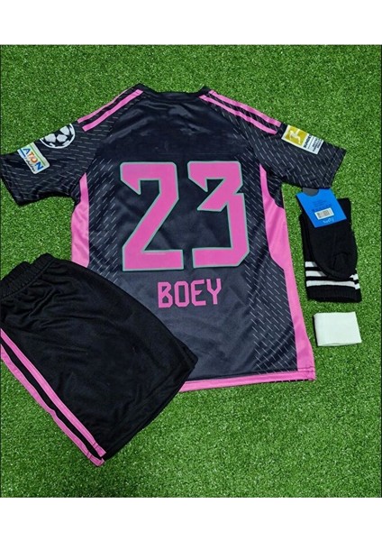 M.ü.n.i.h 2023/24 Yeni Sezon Sacha Boey Çocuk Forması 4'lü Set modelleri