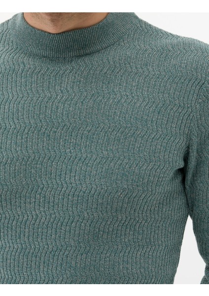 Erkek Yeşil Slim Fit Bisiklet Yaka Triko Kazak 50260296-VR054