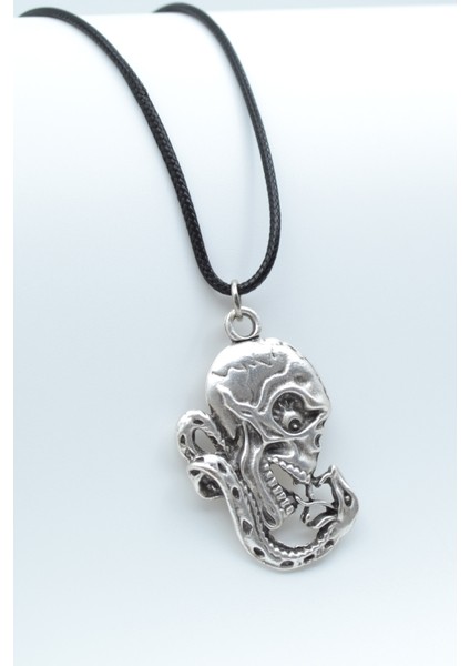 Yılan - Kuru Kafa - Venom Gümüş Kaplama Deri Ip Kolye