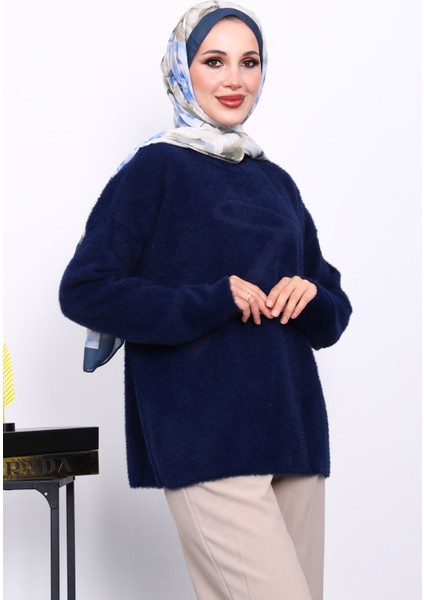 Lacivert Bisiklet Yaka Desenli Angora Yumoş Triko Kazak modelleri