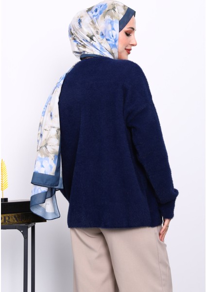 Lacivert Bisiklet Yaka Desenli Angora Yumoş Triko Kazak fırsatları