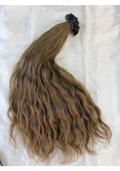 Mikro Kaynak Saç Açık Kumral Saç Gerçek Saç 65 cm Dalgalı 0.6 Grm 50 Adet