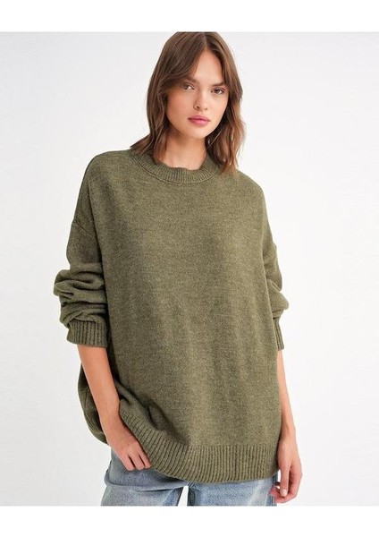 kadın salaş yumuşak dokulu oversize triko kazak modelleri