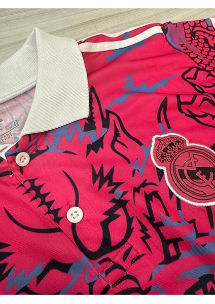 Real Madrid Isimsiz Yakalı Pembe Dragon Forması modelleri