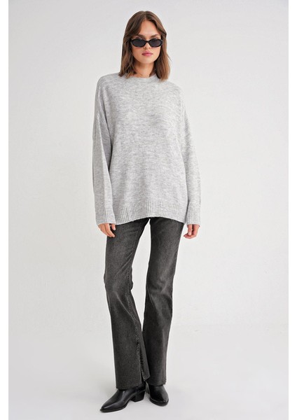 kadın salaş yumuşak dokulu oversize triko kazak