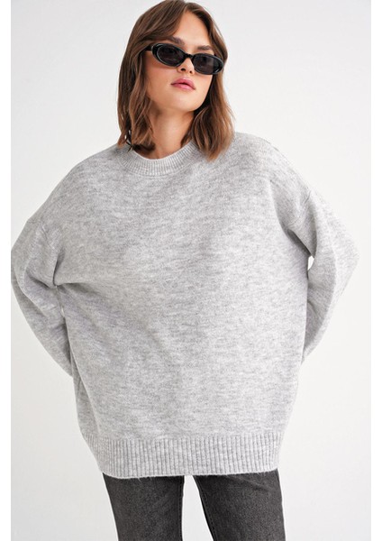 kadın salaş yumuşak dokulu oversize triko kazak fiyatları