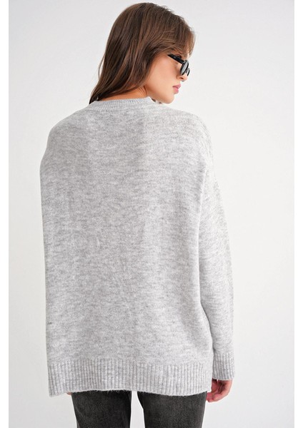 kadın salaş yumuşak dokulu oversize triko kazak