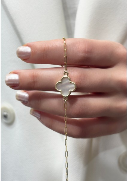 14 Ayar Altın Beyaz Sedefli Yonca Ataç Bileklik fiyatları