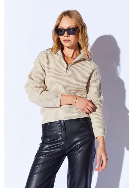 Pamuklu Soft Doku Fermuarlı Yarım Balıkcı Yaka Kadın Kazak indirimleri