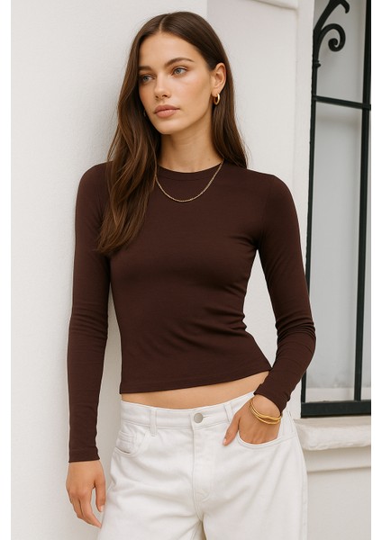 Kadın Kahverengi Bisiklet Yaka Esnek Kumaşlı Vücuda Oturan Slim Fit Uzun Kollu Crop Body fiyatları