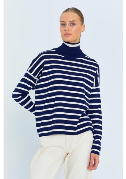 kadın çizgili balıkçı yaka triko kazak