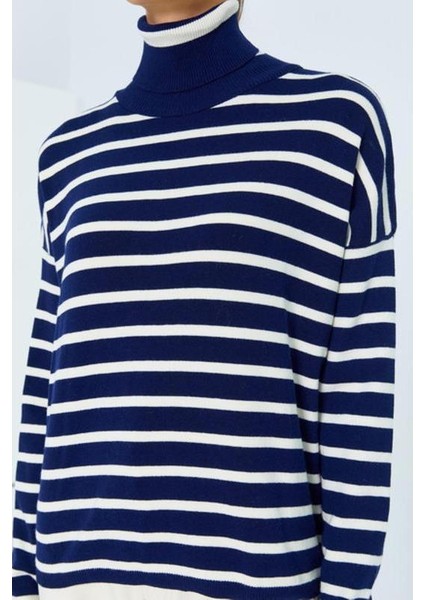 kadın çizgili balıkçı yaka triko kazak modelleri