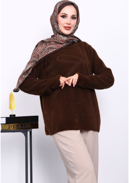 Kahverengi Bisiklet Yaka Desenli Angora Yumoş Triko Kazak modelleri