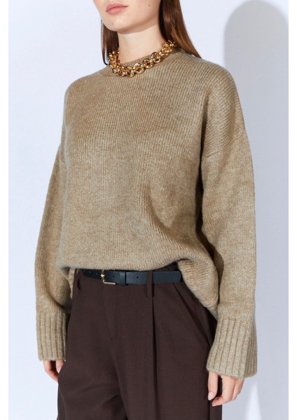 Bisiklet Yaka Oversize Kadın Kazak (Vizon) fırsatları