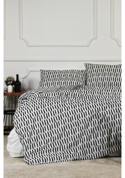 Carlos Nevresim Takımı Çift Kişilik (200X220 Cm) Siyah