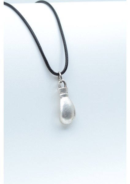 Boks Eldiveni Kolye Gümüş Kaplama Deri Ip Kolye