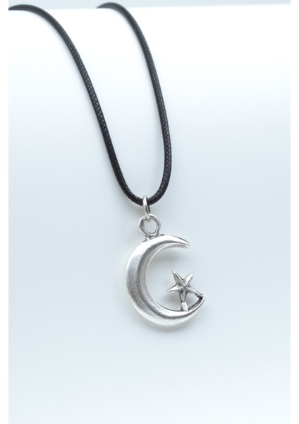 Ay Yıldız Gümüş Kaplama Deri Ip Kolye
