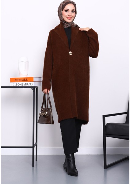 Kahverengi Tek Düğmeli Angora Yumoş Triko Hırka