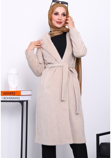 Bej Kruvaze Yaka Cepli Angora Kaşe Kaban modelleri