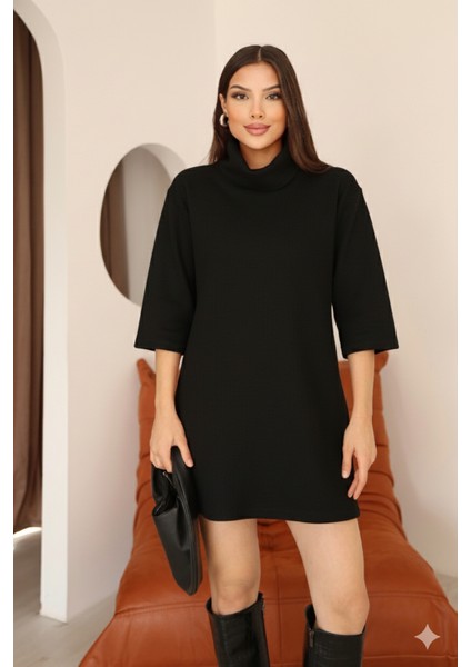 Kadın Siyah Selanik Kumaş Boğazlı Geniş Kesim Diz Üstü Elbise modelleri