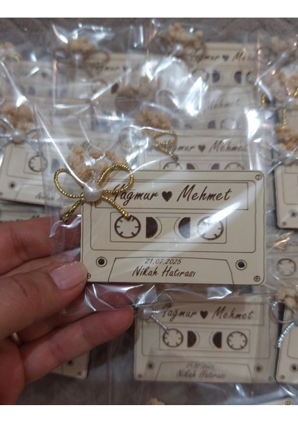 20 Adet Retro Kaset Magnet Söz, Nişan, Kına, Nikah Hediyelik Nikah Şekeri Organizasyon Magneti fiyatları