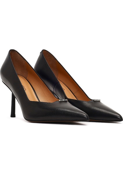 Kadın Siyah Ince Topuklu Deri Stiletto 25AFD100718 modelleri
