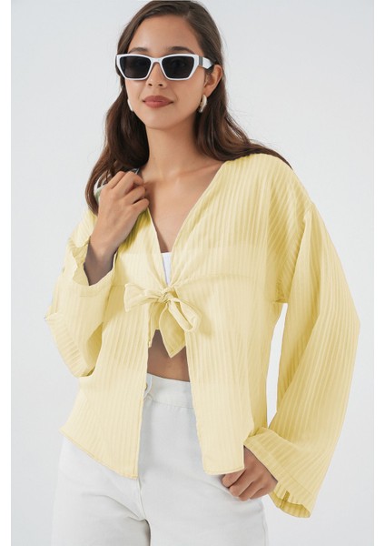 Kadın Bdart Fiyonk Bağlamalı V-Yaka Bluz Kehribar Sarısı