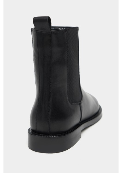 Chelsea Siyah Mat Hakiki Deri Lastik Detaylı Düz Taban Kadın Bot indirimleri