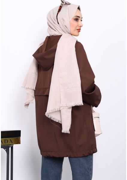 Kahverengi Kapüşonlu Fermuarlı Kısa Trenç fırsatları