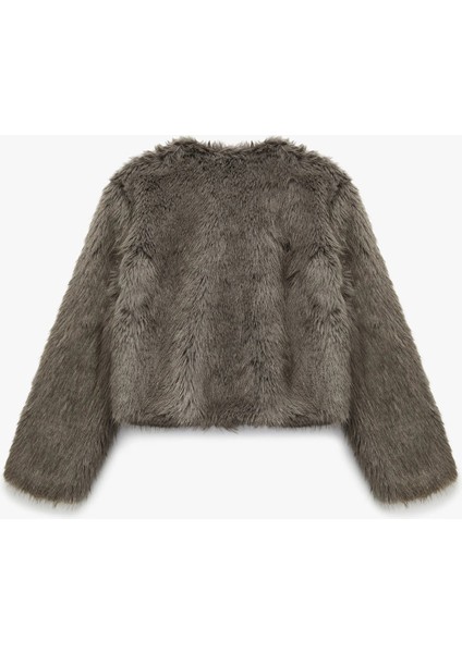 Kadın Koton x Sibil Çetinkaya - Uzun Kollu Bisiklet Yaka Crop Suni Kürk Mont 6WAK20138EW fırsatları