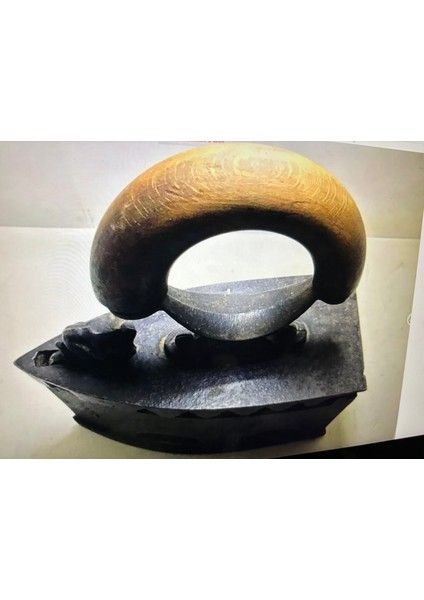 Aslan Başlı Kömürlü Ütü 21 cm x 11 cm x 23 cm Ölçülerinde modelleri