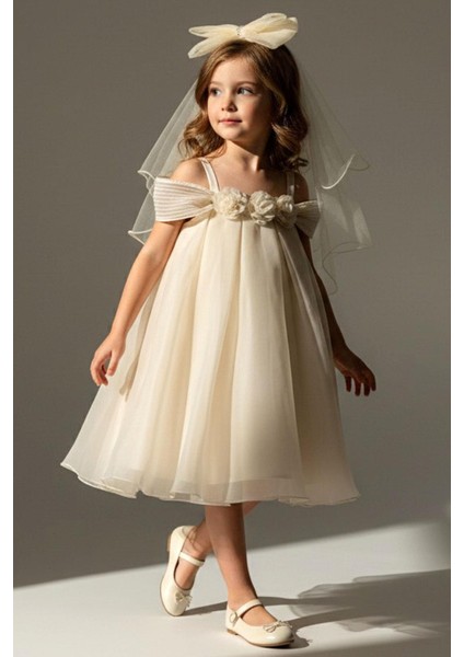 Kız Çocuk Abiye Elbise Çiçek Aksesuarlı Tüllü Toka Detaylı 4-8 Yaş, Krem
