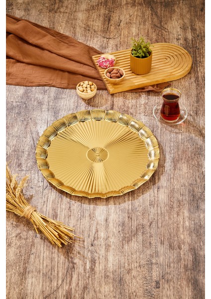 35 cm Gold Tepsi – Parlak Yüzeyli Şık Servis ve Sunum Tepsisi