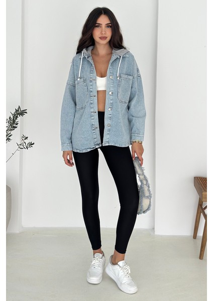 Kadın Kapüşonlu Denim Ceket – Sportif & Sokak Stili