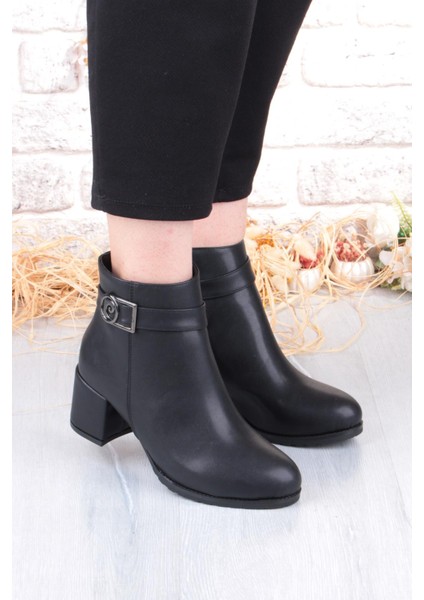 54191 Siyah Cilt Sıcak Astar Kalın Topuklu Kadın Bot