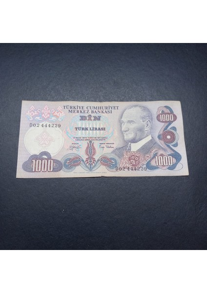 Escoines 3996368F42549C3D4A 1000LIRA 6.emisyon 2.tertip D02 Serisi Temiz