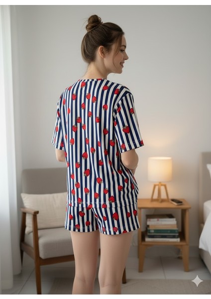 Kadın Şortlu Pijama Takım fırsatları