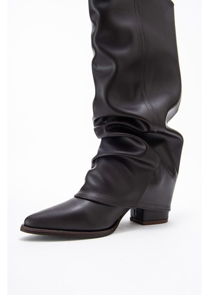 Elarıs Kahverengi Cilt Körüklü Kadın Kalın Topuklu Çizme fırsatları