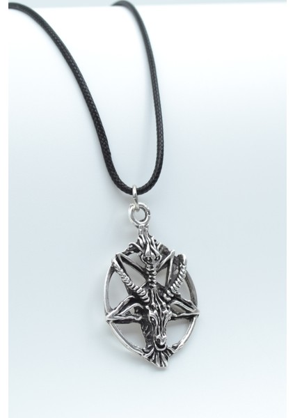 Pentagram Yıldızı Keçi Kafası Gümüş Kaplama Deri Ip Kolye
