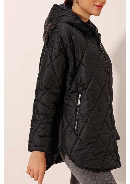 Kadın Siyah Kapüşonlu Kapitone Mont fırsatları