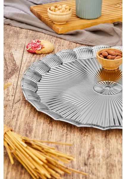 35 cm Gümüş Tepsi – Parlak Yüzeyli Şık Servis ve Sunum Tepsisi fırsatları