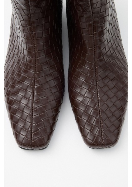 Bot 2520 - Küt Burun Arka Fermuarlı Acı Kahve Örgü Kadın Bot fiyatları