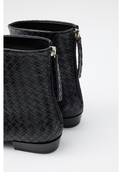 Bot 2520 - Küt Burun Arka Fermuarlı Siyah Örgü Kadın Bot indirimleri